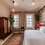 Guemruek Hotel