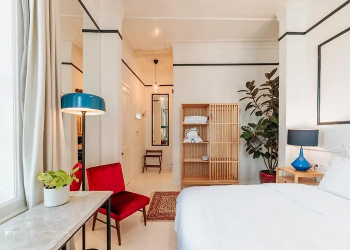 Gümrük Otel
