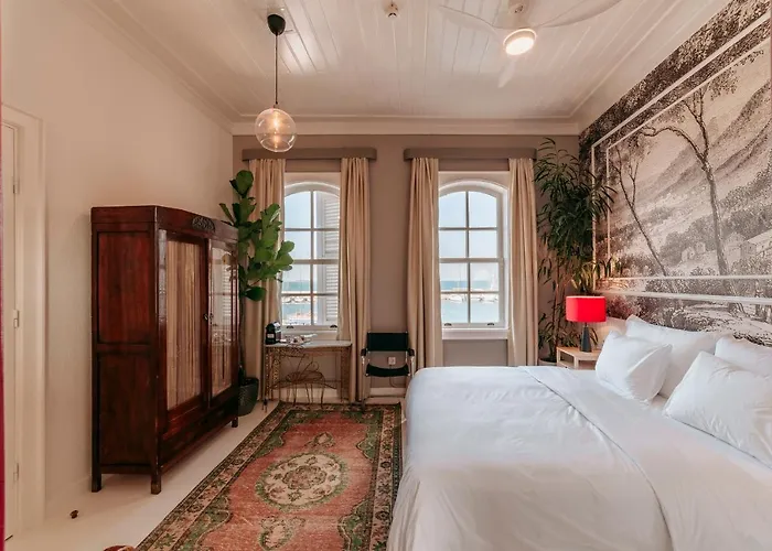 Gümrük Otel