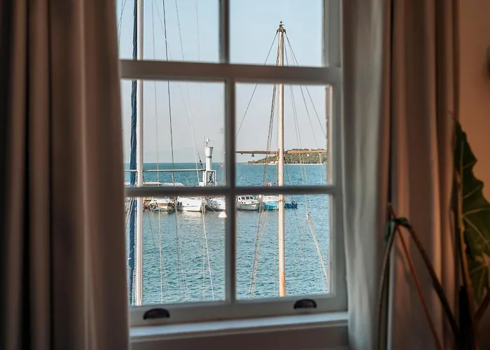 Otel Gümrük Urla