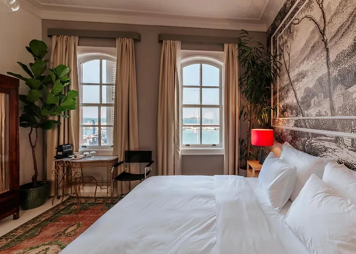 Otel Gümrük