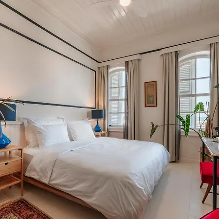 Guemruek Hotell 3*