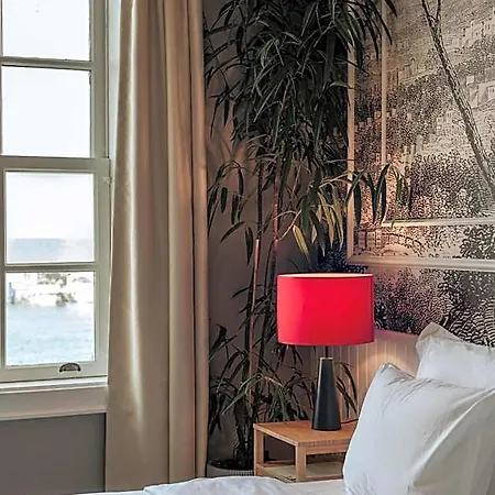 Guemruek Hotell 3*